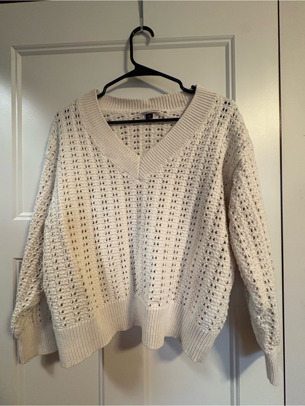 Universal Thread Cream Open-Knit V-Neck Sweater